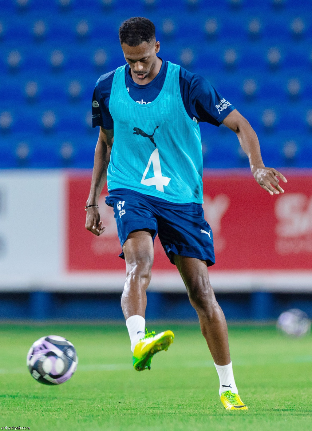 مناورة الهلال